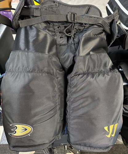 Anaheim Ducks Pro Stock Warrior Franchise Hockey Pants XL (Used)
