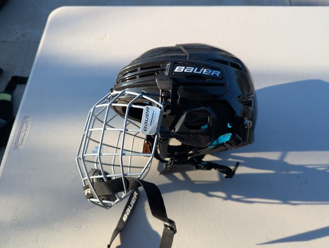 Bauer Prodigy Helmet (Used)