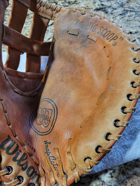 Wilson RH First Base Softball Glove 14" (Used)