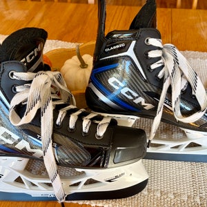2025 CCM Tacks Hockey Skates Regular Width Size 5 (New)