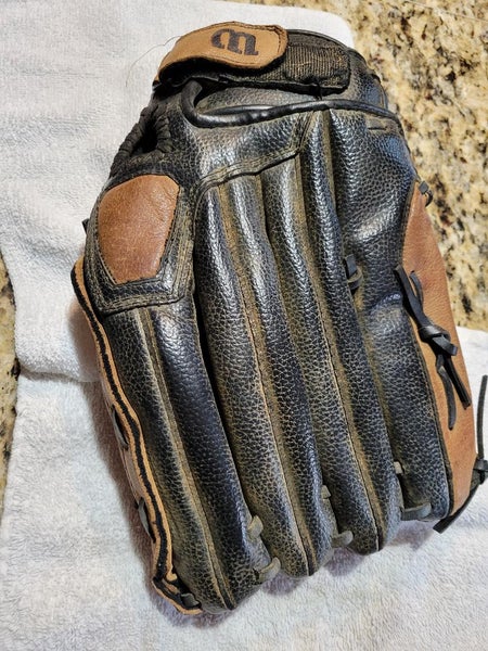 RH Wilson Infield A360 Softball Glove 14" (Used)