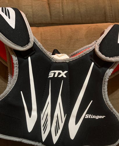 Small Youth STX Stinger Shoulder Pads (Used)