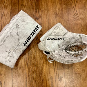Bauer M5 Pro Regular Glove and Blocker - Intermediate