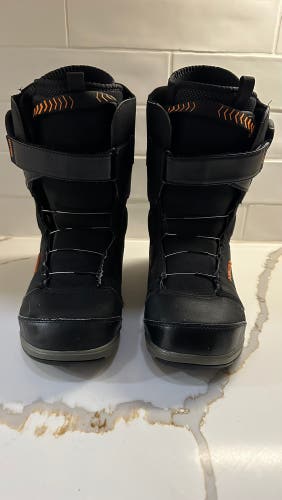 Size M 7.0 (W 8.0) Snowboard Boots Medium Flex Freeride (Used)