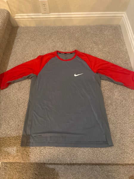 Gray/red baseball 3/4 sleeve XL Men's Nike Dri-Fit Shirt (Used)