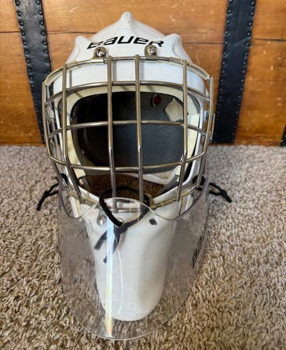 2019 Senior Small/Medium Bauer 950X Goalie Mask (Used)