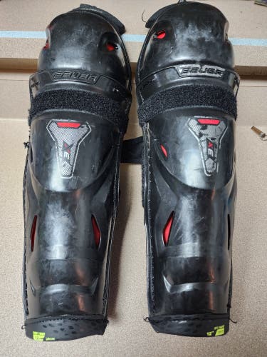 Junior Bauer Vapor 3X 12" Shin Pads (Used)
