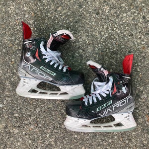 Intermediate Bauer Vapor X3.7 Hockey Skates | Size 5