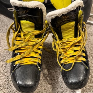 Bauer Supreme S27 Hockey Skates Regular Width 7.5 (Used)