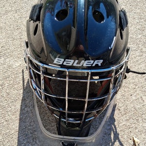 Senior Small Fit 1 Bauer NME 7 Goalie Mask (Used)