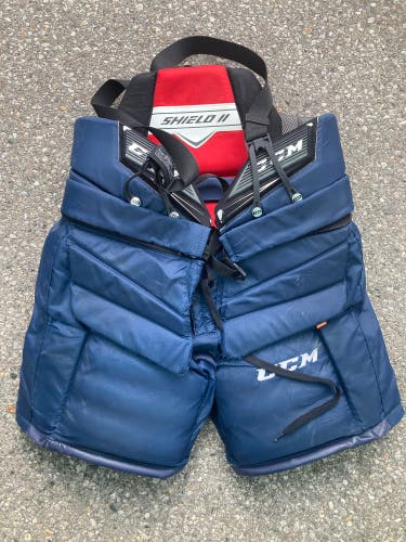 Senior XL CCM Extreme Flex II Hockey Goalie Pants