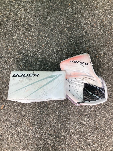 Senior Bauer Hyperlite 2 Regular Goalie Glove & Blocker