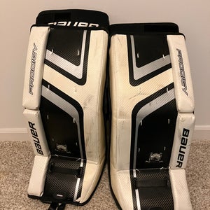 24" Youth Bauer Prodigy Goalie Leg Pads (Used)