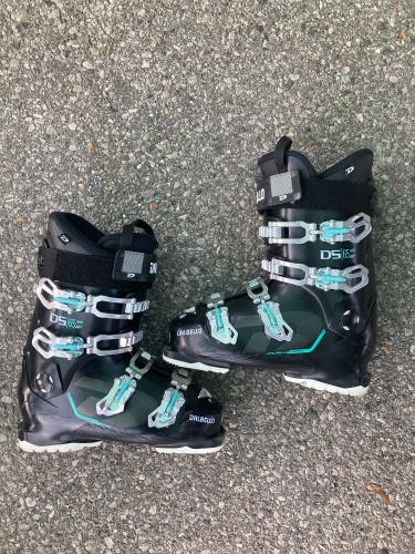 Dalbello DS MX 65W Ski Boots | Mondo 26.5