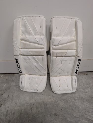 24" CCM Eflex 5.5 Goalie Leg Pads (Used)