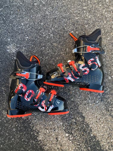 Mondo 19 & 19.5 Kid's Rossignol Comp J3 All Mountain Ski Boots Soft Flex (Used)