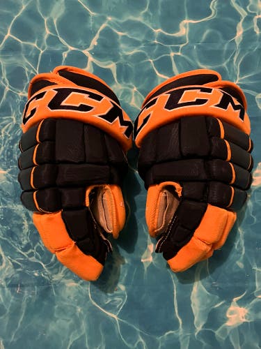 Junior CCM Gloves 12" | Grand Rapids Blades (Used)