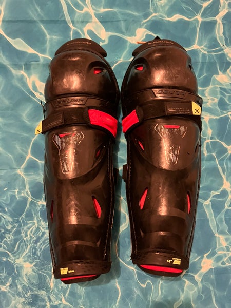 Intermediate Bauer Vapor 3X Shin Pads 14" (Used)