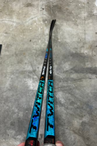 Senior Bauer Twitch Left Hand Hockey Stick P90TM (Used)
