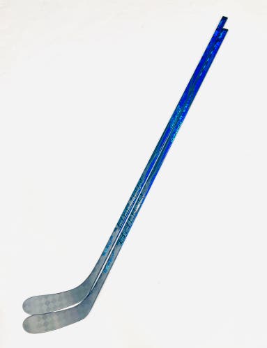 New 2 pack Bauer TWITCH (blue) Pro Stock - RH, P28, 77 Flex