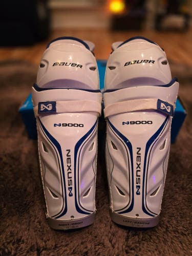 Senior Bauer Nexus N9000 14" Shin Pads (Used)