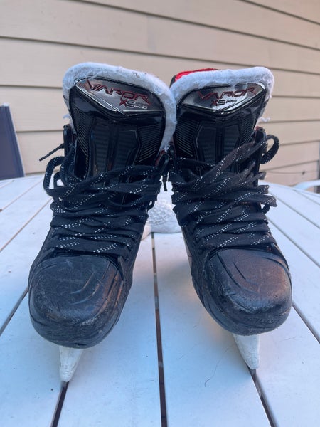 2024 Bauer Vapor X5 Pro Hockey Skates Extra Wide Width Size 3.5 (Used)
