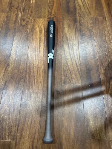 Tucci Bat (-3) 30 oz 33" (New)