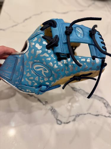 Rawlings RH Infield Heart of the Hide Baseball Glove 11.75"