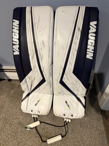 34" Vaughn Ventus SLR2 Pro Carbon Goalie Leg Pads (Used)
