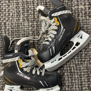 Youth Bauer Supreme One.6 Hockey Skates Regular Width 12 (Used)
