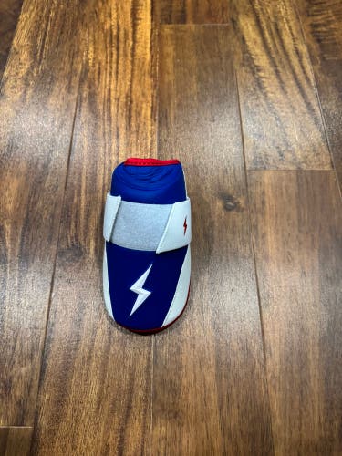 Red/white/blue Bruce bolt elbow guard adult (New)
