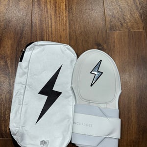 Brand new white Bruce bolt sliding mitt