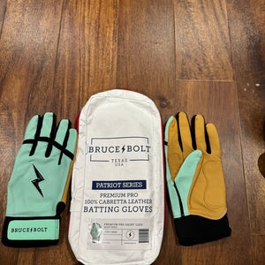 Liberty Large Bruce bolt batting Gloves (New)