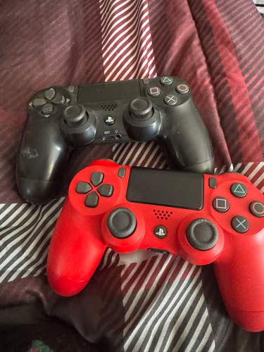 playstation 4 slim Used