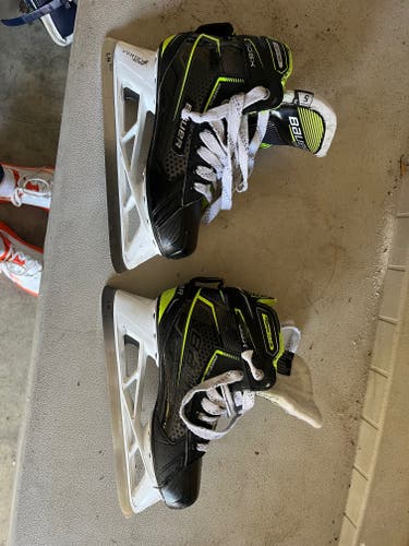 2023 Bauer GSX Hockey Goalie Skates Regular Width Size 5 (Used)