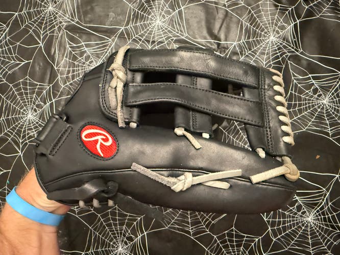 Rawlings Gold Glove Elite RH Baseball Glove 13" (Used like new)