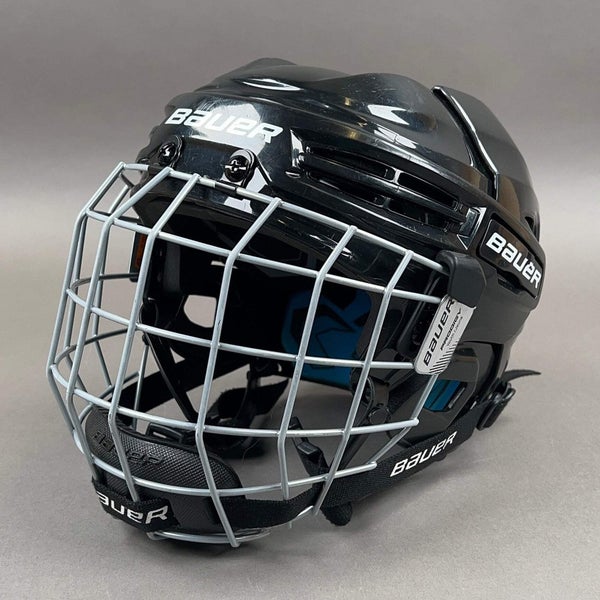 Bauer Prodigy S/M Adjustable 6" to 6 5/8" Youth Hockey Helmet