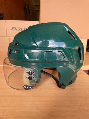 CCM V08 Pro Stock Hockey Helmet Visor Combo Green Medium 7257