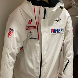 Croatia Ski White Men's XL Mizuno Jacket (Used)