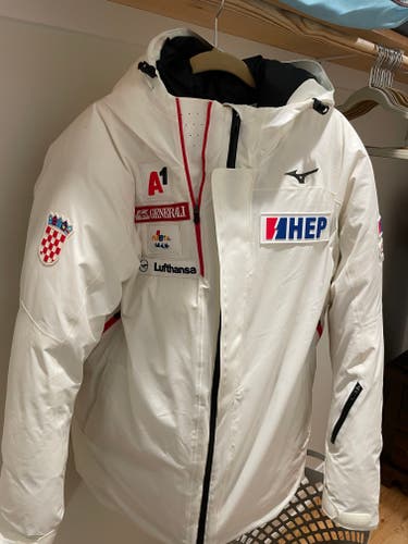 Croatia Ski White Men's XL Mizuno Jacket (Used)