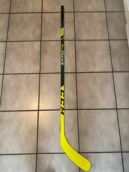 Youth CCM Tacks Left Hand Hockey Stick P29 (New)