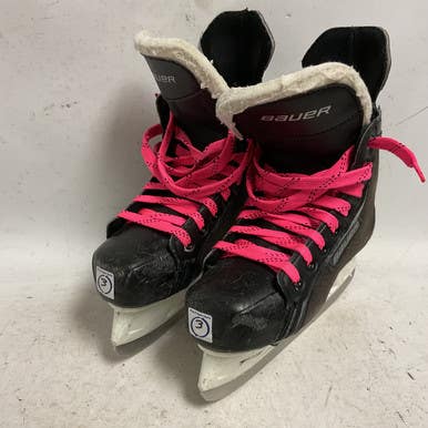 Used Bauer SUPREME ONE.4 Junior Hockey Skate Junior 03 11855-S000193686