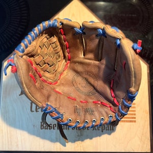 Nokona RH Infield Baseball Glove 10.5" (Used)