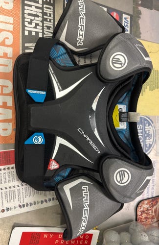 Maverik Charger Medium (Used) Youth Shoulder Pads MD lacrosse lax NOCSAE EKG