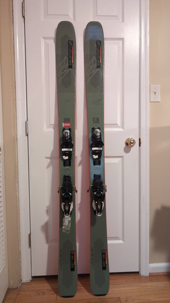 2022 Salomon 174 cm All Mountain QST 106 Skis With Bindings (Used)