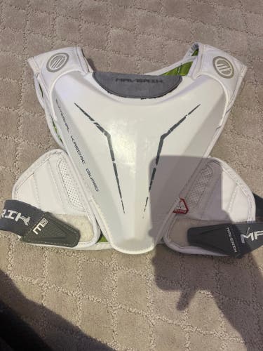 Small Youth Maverik M5 Shoulder Pads (Used)