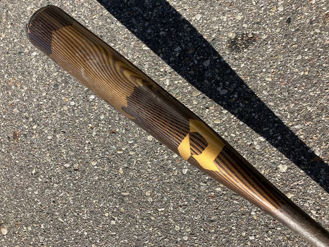 2024 DeMarini Voodoo One Alloy Bat BBCOR Certified (-3) Alloy 29 oz 32" (Used)