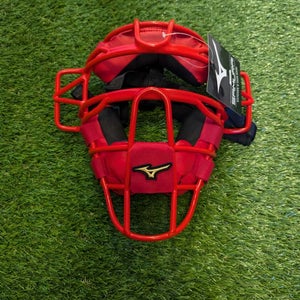 *FREE SHIPPING* NEW Samurai Baseball Catcher's Mask. Color RED.