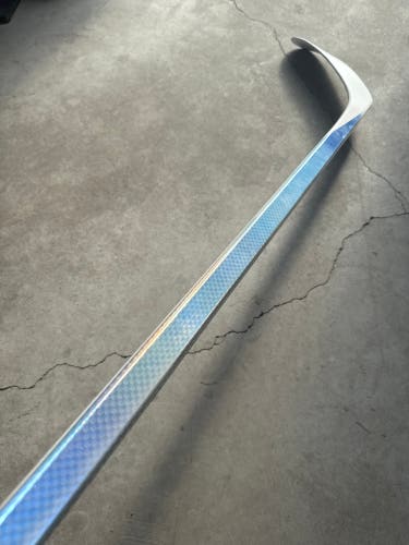 40 Flex P28 BLCKSTCK PRO 2 Proto2, Novium Pro 2 Similar Kick Point Junior Right Hand White