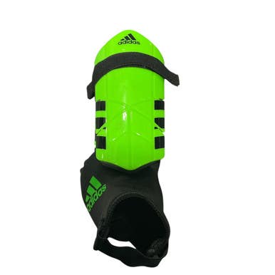 Used Adidas Soccer Shin Guards Junior Green Junior 11834-S000042397